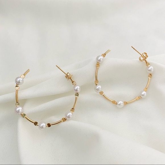 Pearl Beaded Hoops - Picture 3 of 9